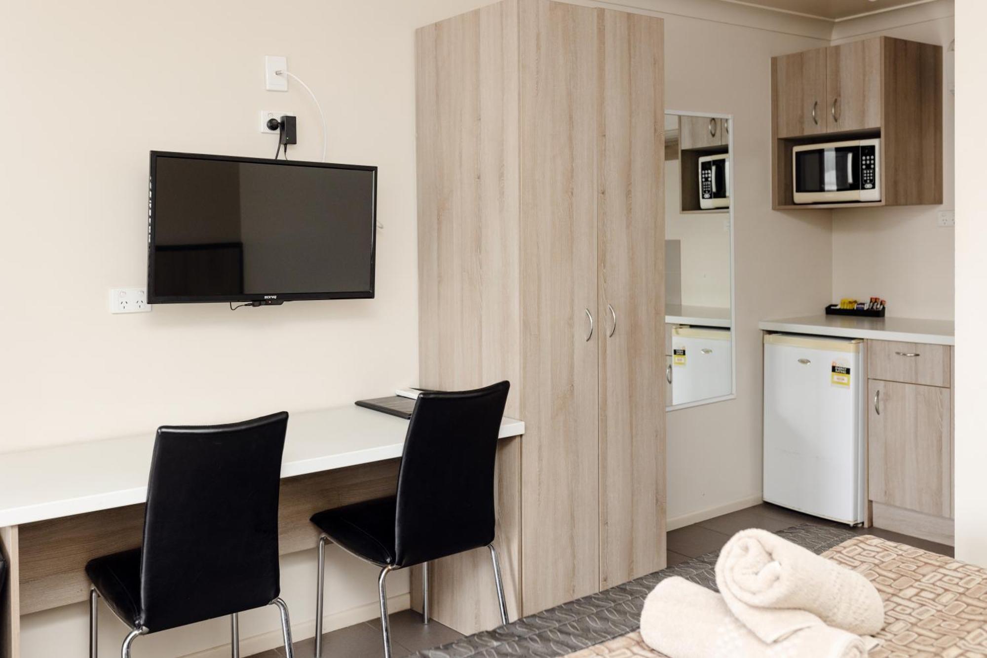 Starline Motor Inn Miles Exterior foto